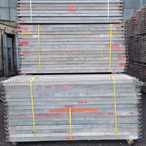 Complete 180 m² ALTRAD multidirectional scaffolding set – used, near new condition