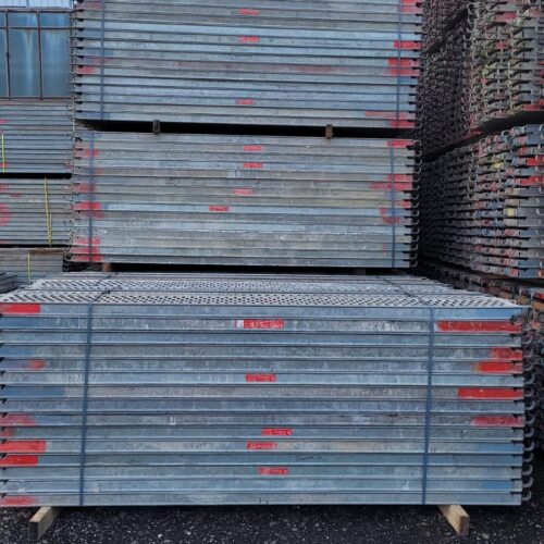 Complete 100 m² ALTRAD multidirectional scaffolding set – used, near new condition
