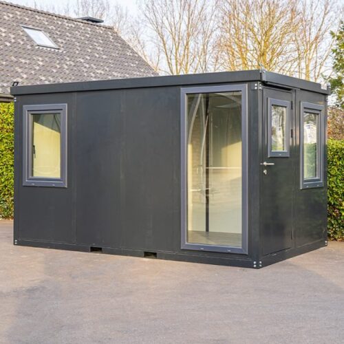 Standard office 4x2m with full window